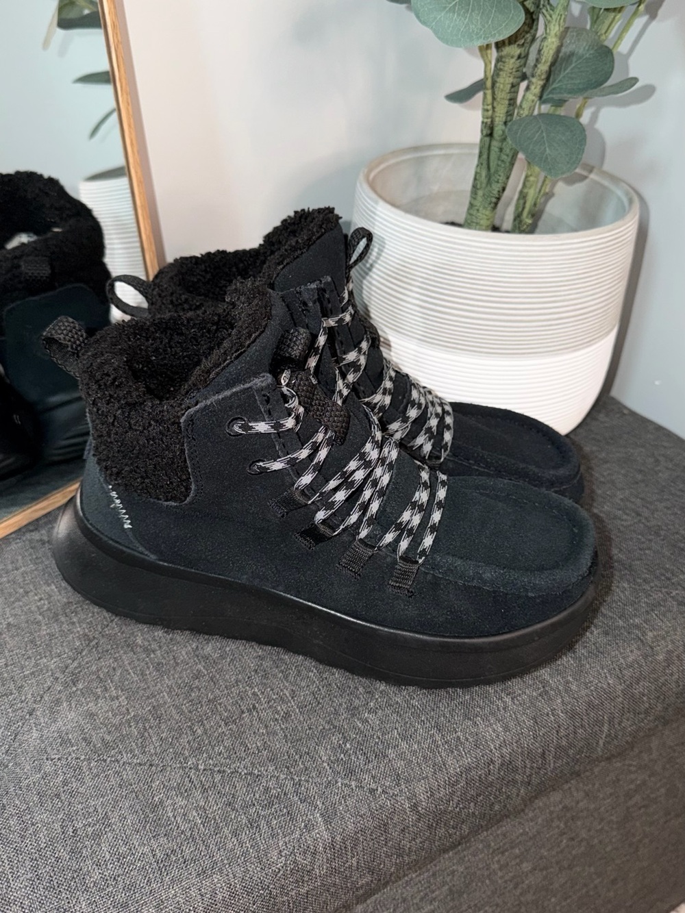 HEYDUDE Women's Wendy Peak